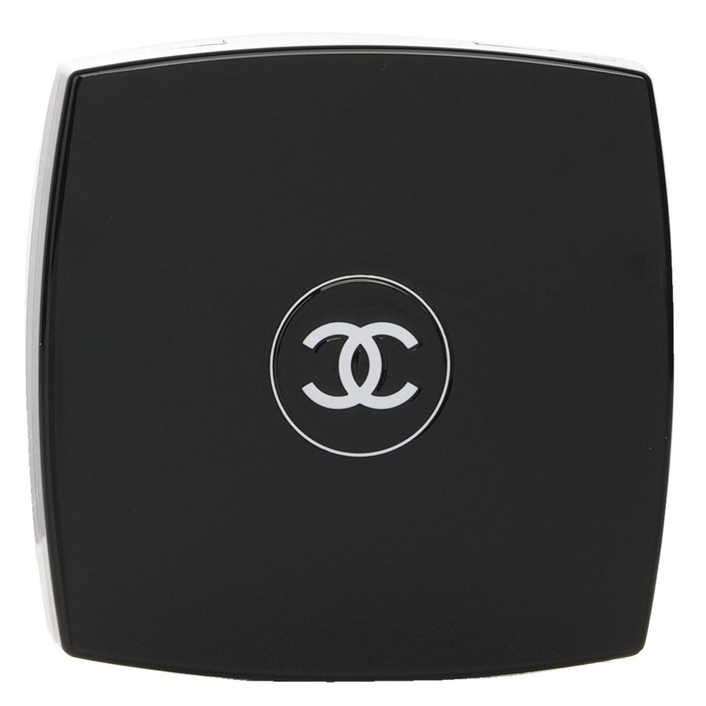 Chanel Ombre Essentielle Multi Use Longwearing Eyeshadow - # 240 Brun Fauve  2.2g