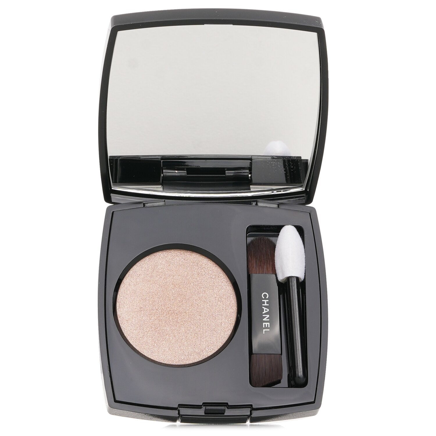 Chanel Ombre Essentielle Multi Use Longwearing Eyeshadow - # 238 Quartz Fume  1.9g