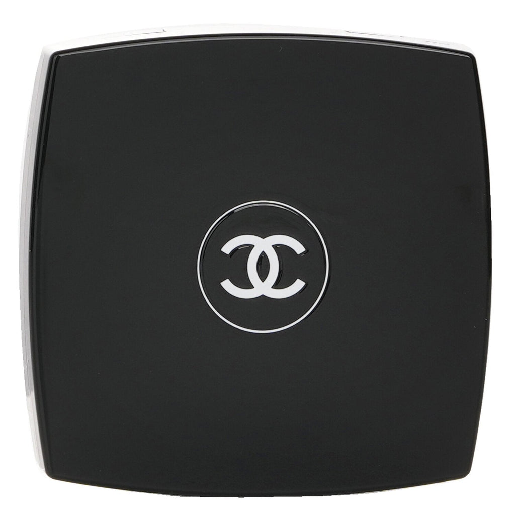 Chanel Ombre Essentielle Multi Use Longwearing Eyeshadow - # 240 Brun Fauve  2.2g