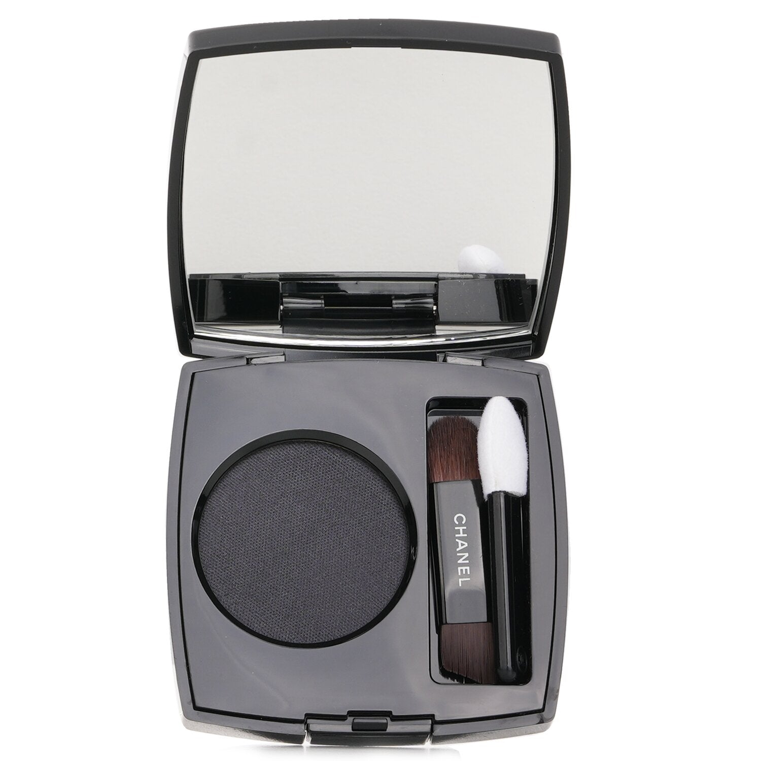 Chanel Ombre Essentielle Multi Use Longwearing Eyeshadow - # 238 Quartz Fume  1.9g